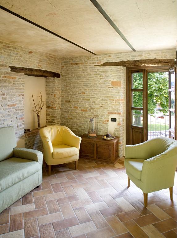 Hotel Relais Montemarino Borgomale Exterior foto
