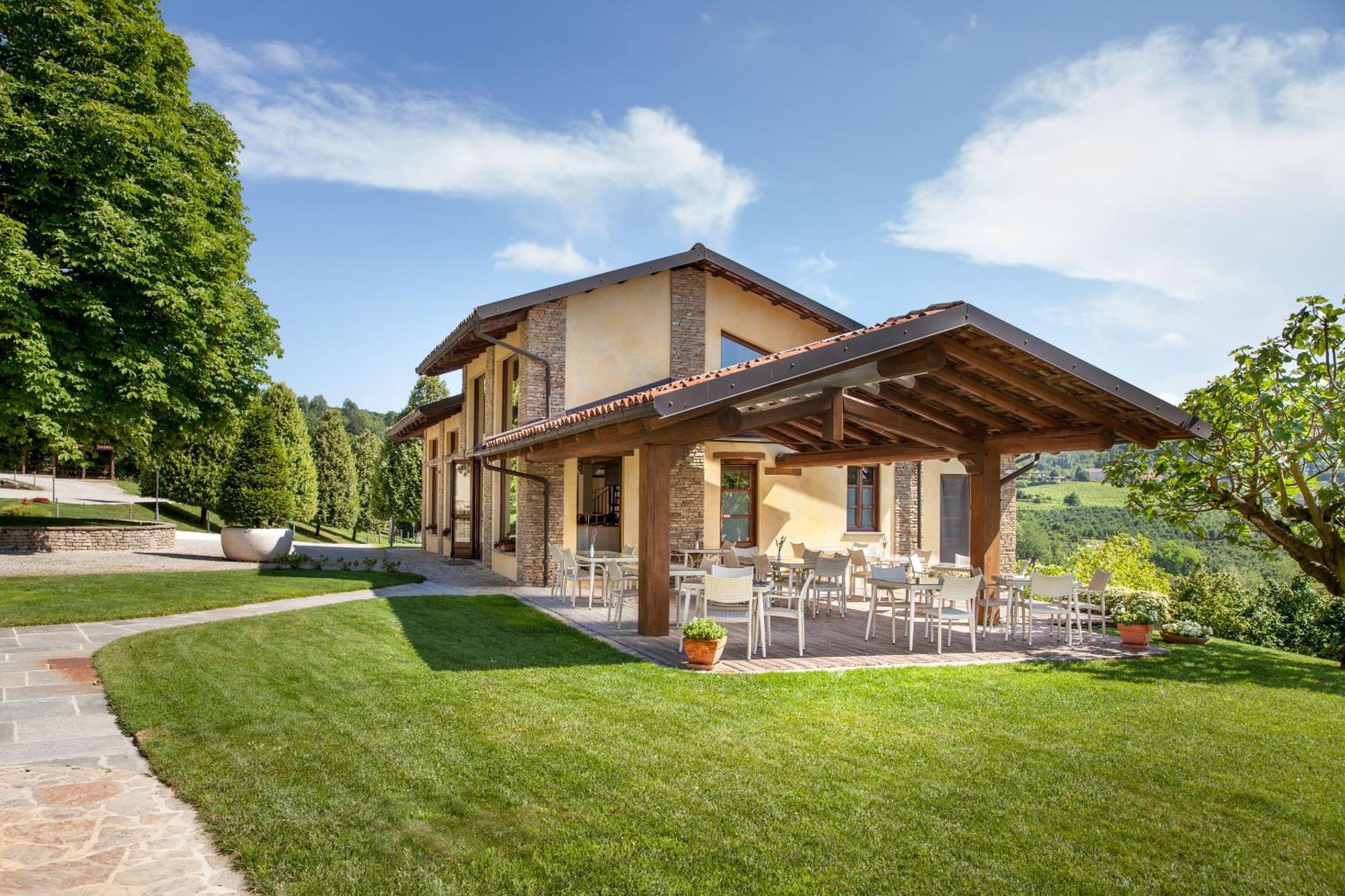 Hotel Relais Montemarino Borgomale Exterior foto