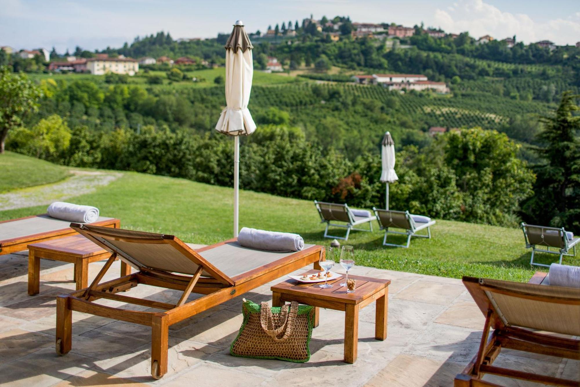 Hotel Relais Montemarino Borgomale Exterior foto