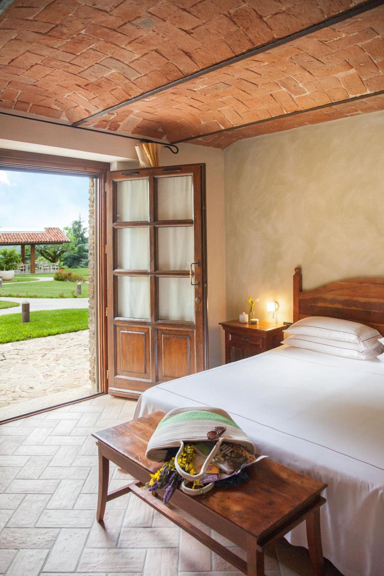 Hotel Relais Montemarino Borgomale Exterior foto